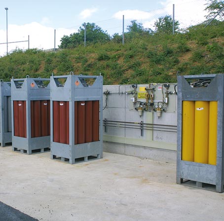 Gas manifold centre